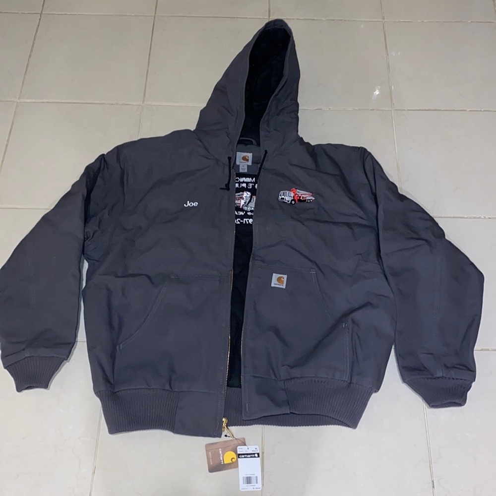 BRAND NEW CARHARTT Jacket
